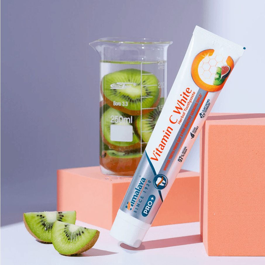 Himalaya PRO Vitamin C White zubní bělící pasta, 75ml - náhled 4