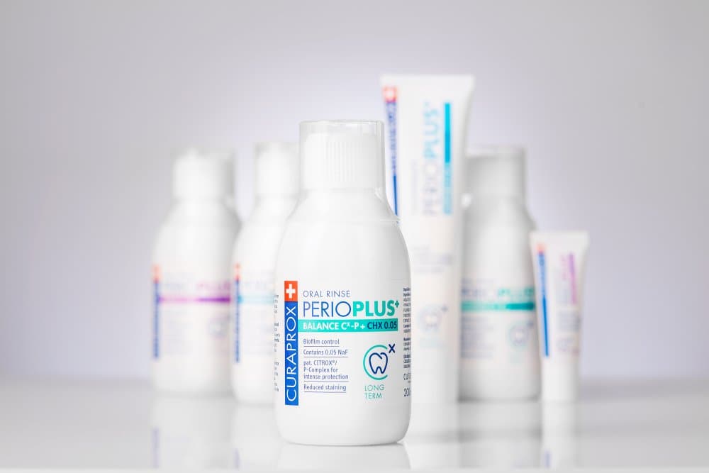 Curaprox Perio Plus+ Balance ústní voda (0,05% CHX), 200ml - náhled 3