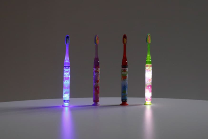 GUM Junior LIGHT-UP zubní kartáček od 6 let (blistr) - náhled 3
