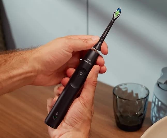 Philips Sonicare ProtectiveClean 5300 Black HX7101/01 - náhled 2
