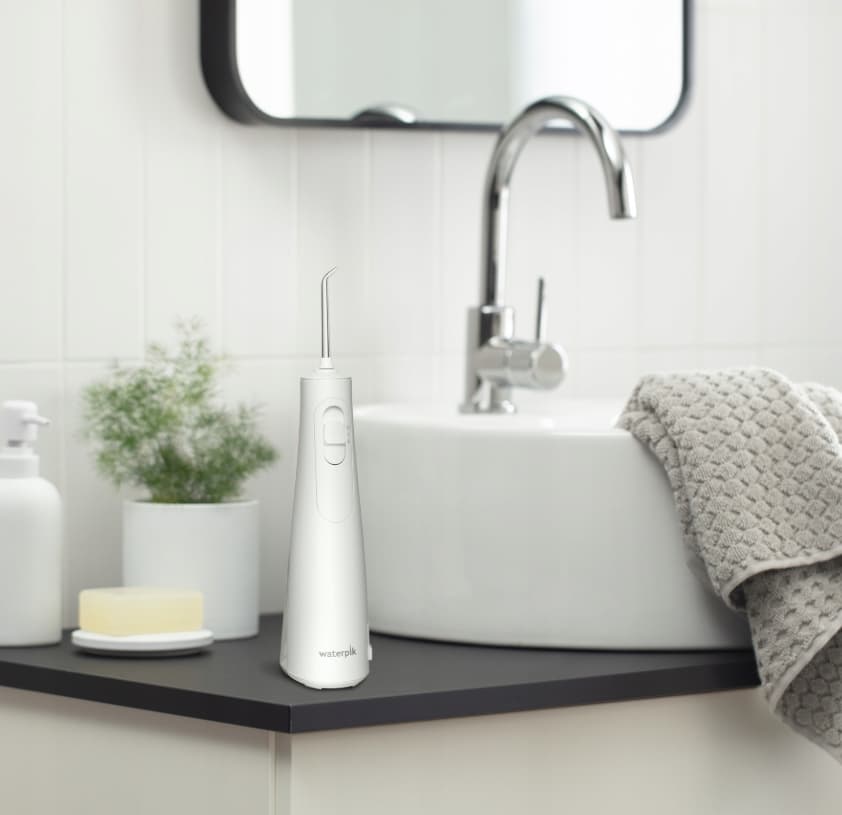 Waterpik Cordless Enhance WF-21 bezdrátová ústní sprcha White - náhled 2